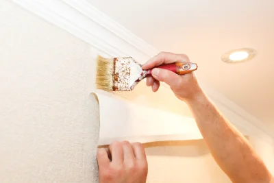 Pose de papier peint à Cercoux — revêtements muraux et toiles de verre